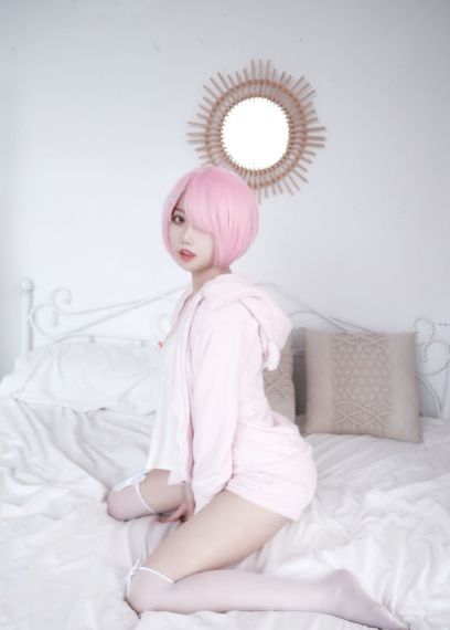 欧美av女郎性爱图_超清完整版观看