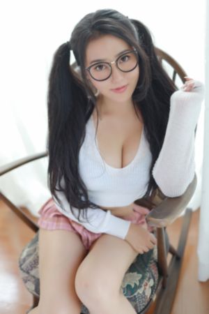 欧美泳装选美大赛_琪琪电影国产在线观看